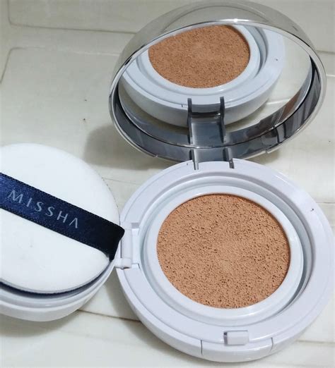 What Sets Missha Magic Cushion No 21 Beige Apart from Other Foundations